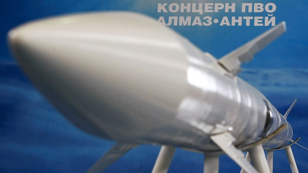 روسيا تكشف عن صواريخ ومنظومات دفاع جوي مميزة في معرض IMDS-2023
