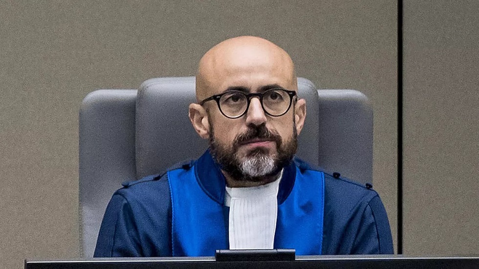 أحد قضاة المحكمة الجنائية الدولية يظهر في قوائم المطلوبين للعدالة الروسية (صورة)