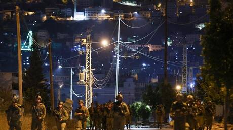 نادي الأسير يعلن اعتقال الجيش الإسرائيلي 35 فلسطينيا