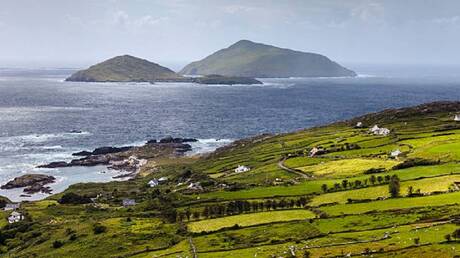 إيرلندا تقدم منحا نقدية سخية للراغبين في العيش بجزر نائية قبالة ساحلها الغربي