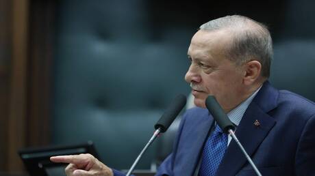 صحيفة: أردوغان يرفع دعاوى قضائية ضد كيليتشدار أوغلو في تهم تصل عقوباتها إلى 110 سنوات