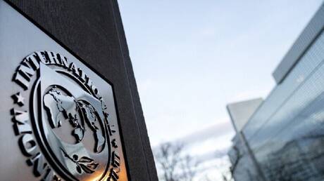 صندوق النقد الدولي يوافق على إرسال حوالي 900 مليون دولار إلى كييف