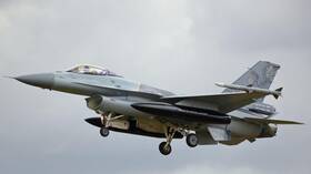 واشنطن تخيب آمال زيلينسكي بشأن مقاتلات إف - 16