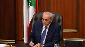 8 أشهر من الفراغ.. رئيس مجلس النواب اللبناني يدعو إلى جلسة لانتخاب رئيس