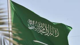 السعودية تعلن تخريب جماعات مسلحة مبنى سفارتها وسكن العاملين فيها وممتلكاتهم في السودان