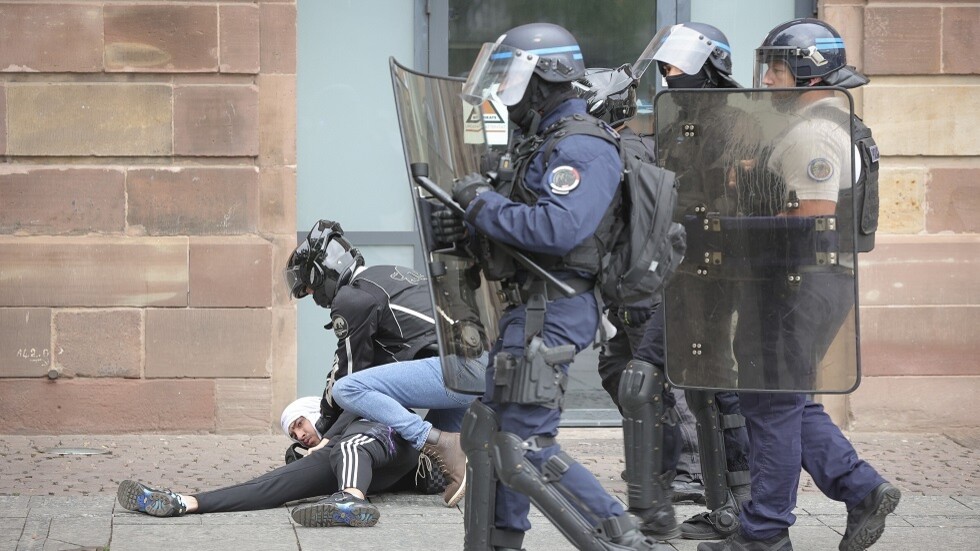 السلطات الفرنسية ترسل تعزيزات أمنية كبيرة إلى مرسيليا وليون