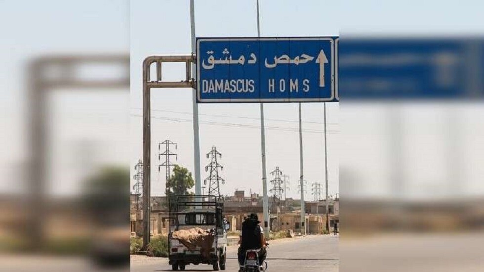 مصدر عسكري سوري يعلن حصيلة خسائر الهجوم الإسرائيلي على محيط حمص