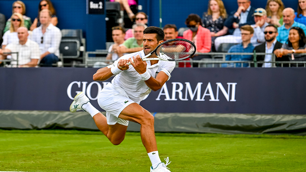 مدفيديف يصف دجوكوفيتش بـ"الأعظم"