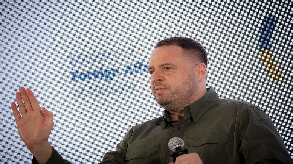 الرئاسة الأوكرانية تبرر الوتيرة البطيئة لهجوم قوات كييف