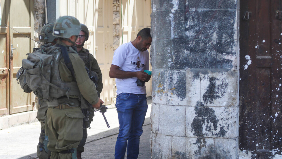 المتحدث باسم الجيش الإسرائيلي يعلن عدد المعتقلين الفلسطينيين خلال عملية جنين