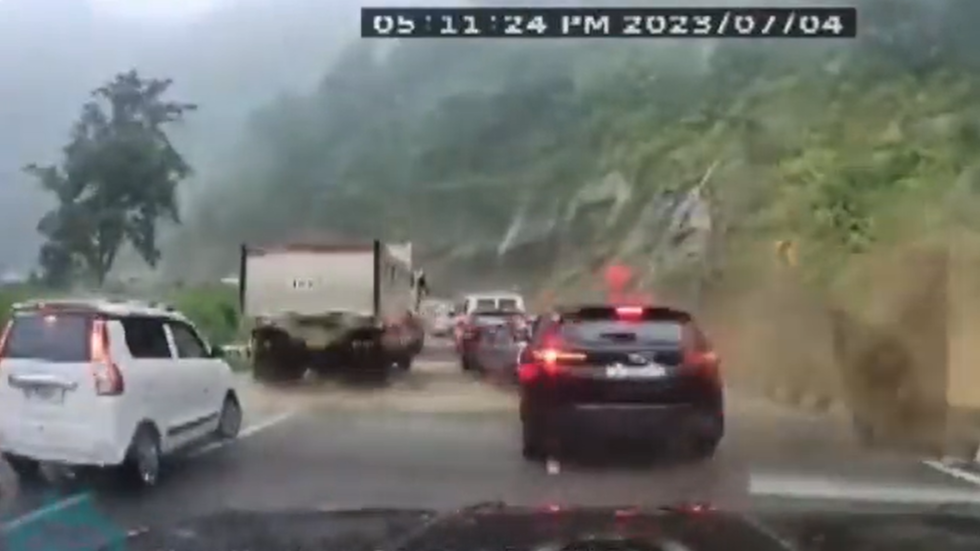 صخرة تتسبب بكارثة في الهند