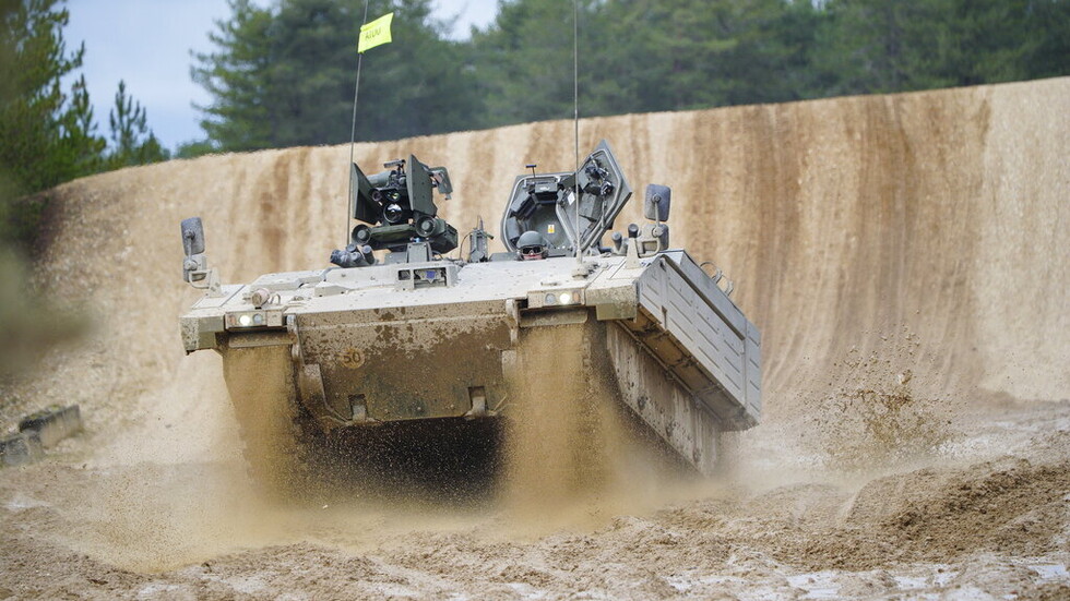 مصدر: دبابات