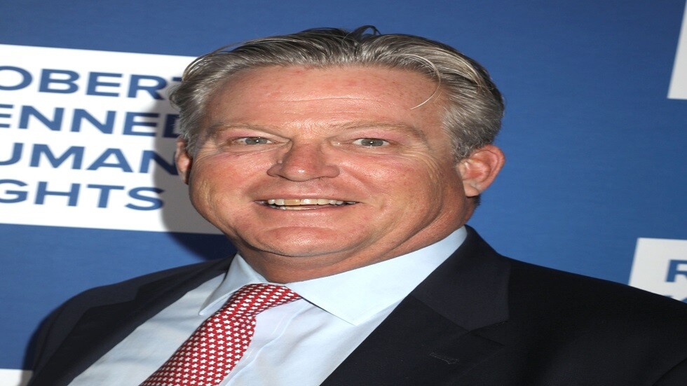 "توجه طائش نحو التصعيد".. كينيدي جونيور يعارض إمداد كييف بالقذائف العنقودية