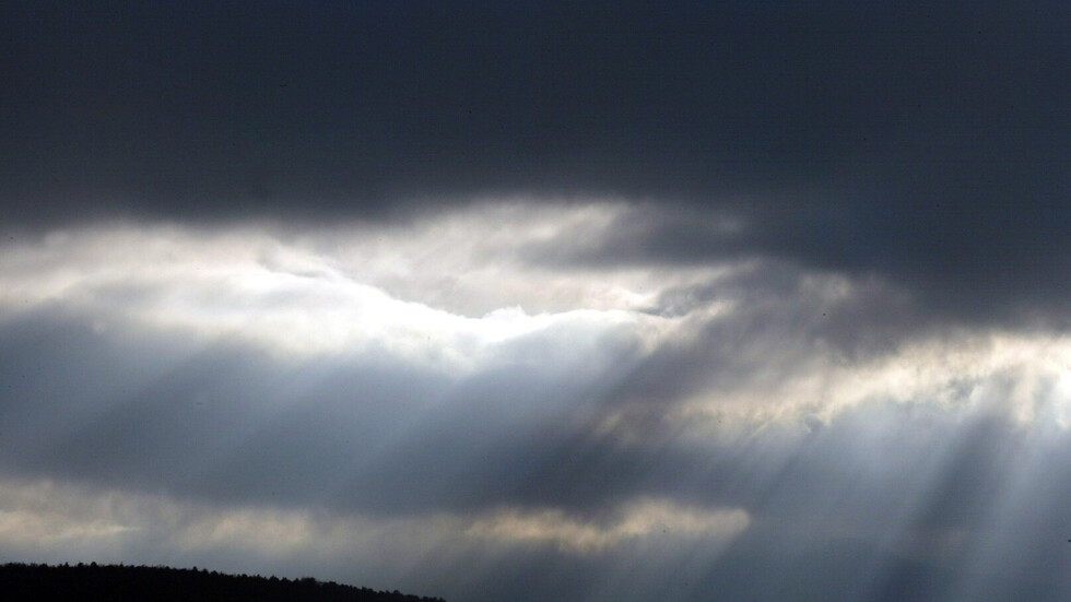 طقس العرب: ظاهرة "النينو" المناخية قد تؤدي لـ"موسم مطري ممتاز" بالمنطقة العربية