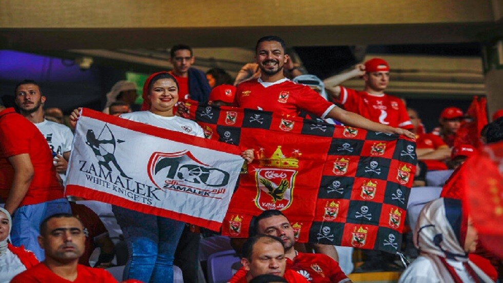 وزير مصري يفاجئ الجماهير بشأن مباراة الأهلي والزمالك