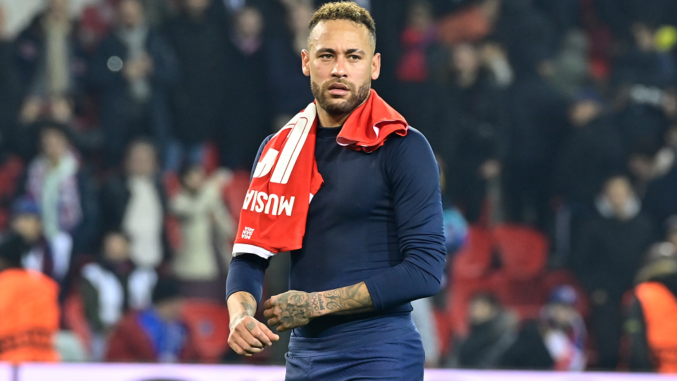 انتكاسة جديدة لنيمار بعد أيام من قدوم إنريكي لسان جيرمان