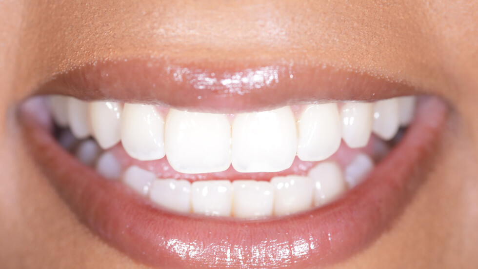 يابانيون يطورون عقارا يسمح للأسنان بالنمو مجددا قد يصبح متاحا للجميع بحلول 2030