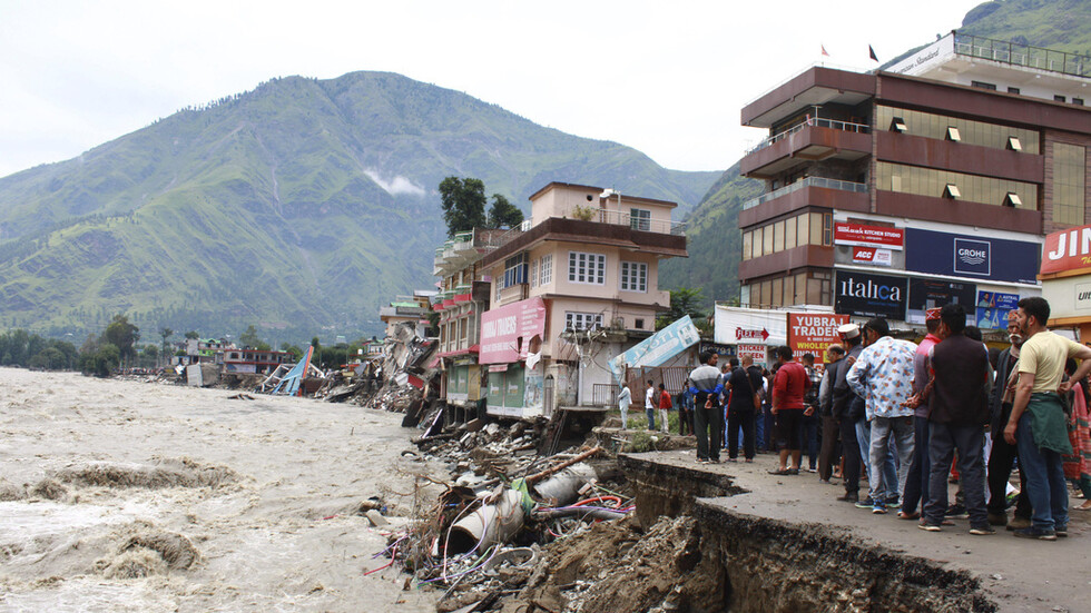 الهند.. مصرع أكثر من 100 شخص بسبب الأمطار الموسمية