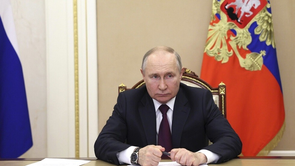 بوتين: إرسال أسلحة جديدة إلى كييف يفاقم وضع القوات الأوكرانية ويؤجج النزاع