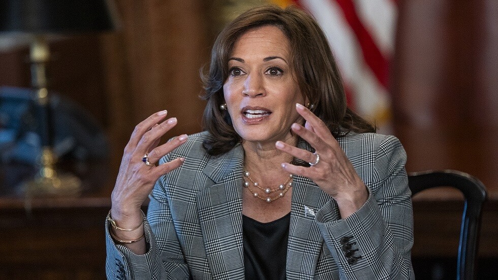 هاريس تدعو للاستثمار في "تقليص السكان"