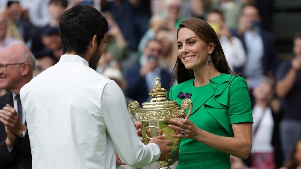 عرش الصدارة وجائزة مالية كبرى.. الماتادور ألكاراز يصطاد عدة عصافير بحجر واحد (فيديو)