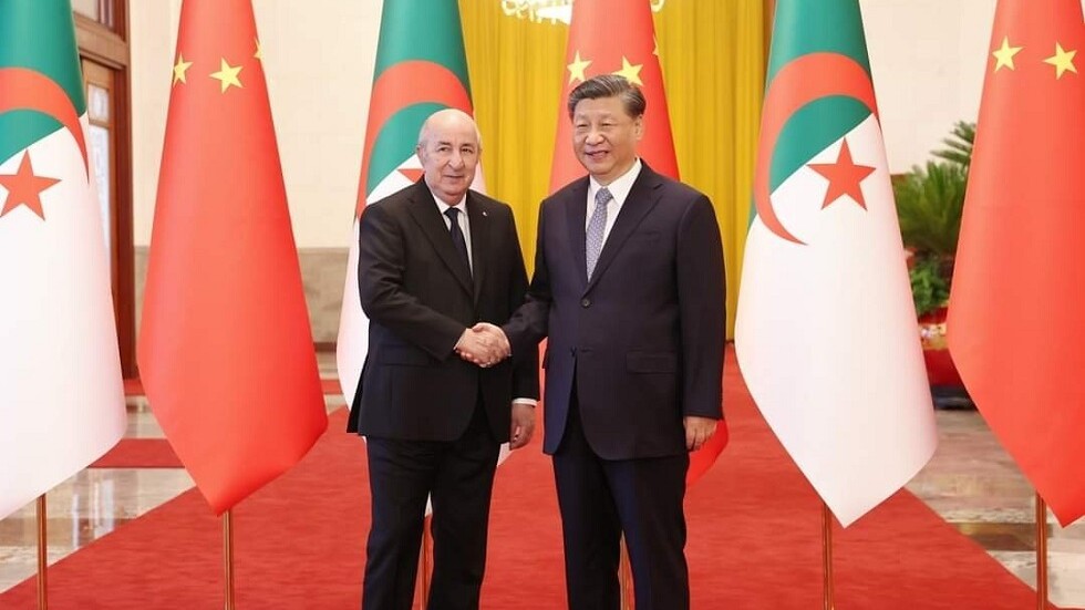 التلفزيون الجزائري يعلق على أداء أنشودة "جزائرنا" خلال مراسم استقبال الرئيس تبون في بكين