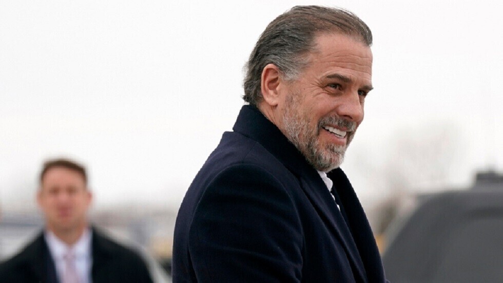 سيناتورة أمريكية تعرض صورا 