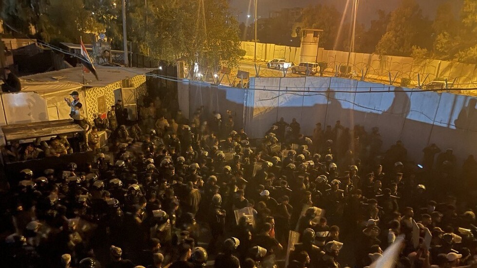 السويد تستدعي القائم بالأعمال العراقي إثر حرق سفارتها في بغداد