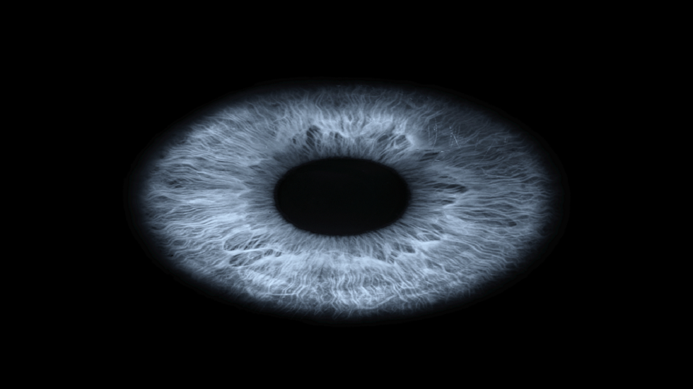 اكتشاف ما يغيّر بالفعل حجم حدقة العين!