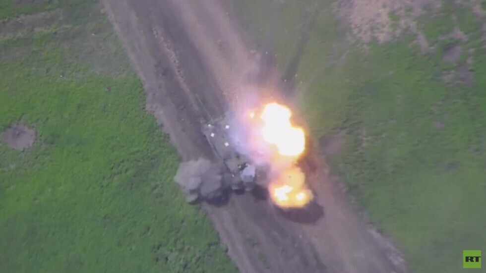 بالفيديو.. تدمير دبابة "ليوبارد" ألمانية ومدرعة "برادلي" أمريكية في منطقة العملية العسكرية الخاصة