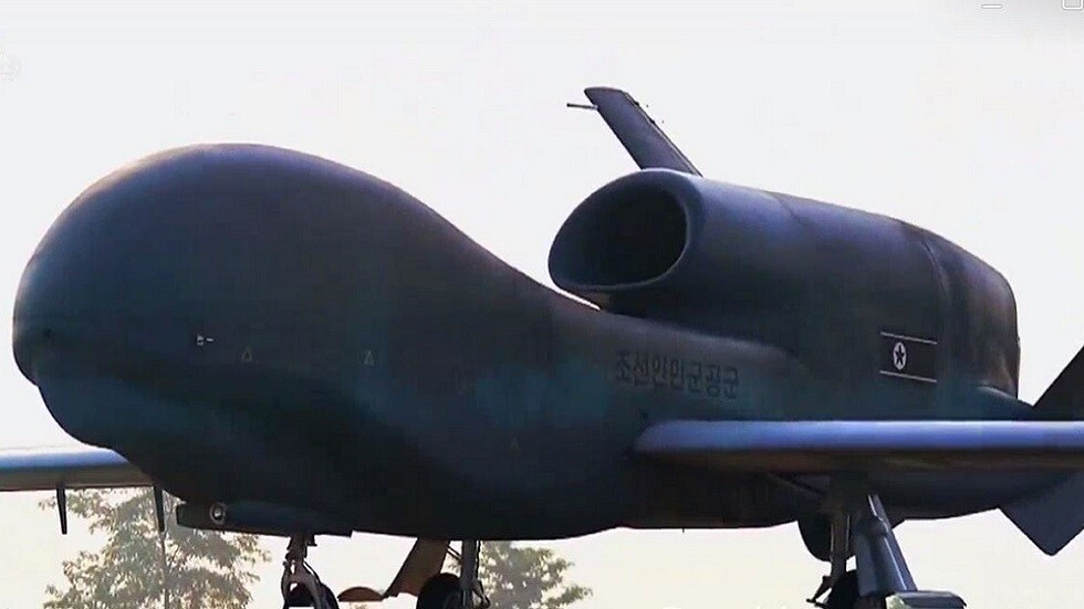 أول فيديو لتحليق مسيرات كورية شمالية "شبيهة" بالأمريكية