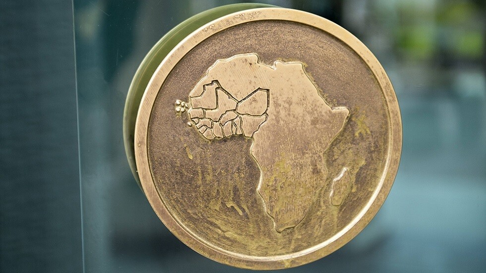 المجموعة الاقتصادية لدول غرب إفريقيا تمنح انقلابيي النيجر مهلة أسبوع وتفرض عقوبات على نيامي