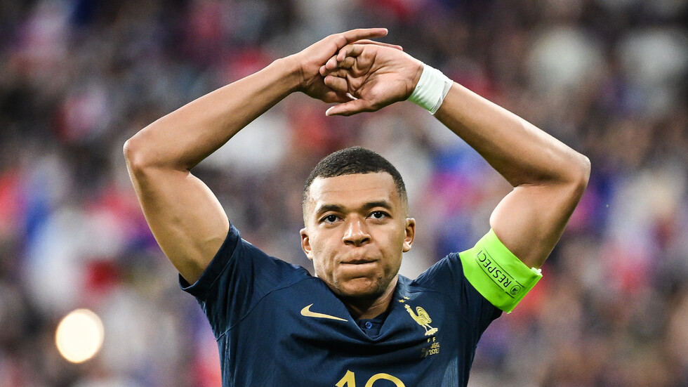 ساعات حاسمة.. عرض مهين من ريال مدريد لضم مبابي يثير حفيظة سان جيرمان