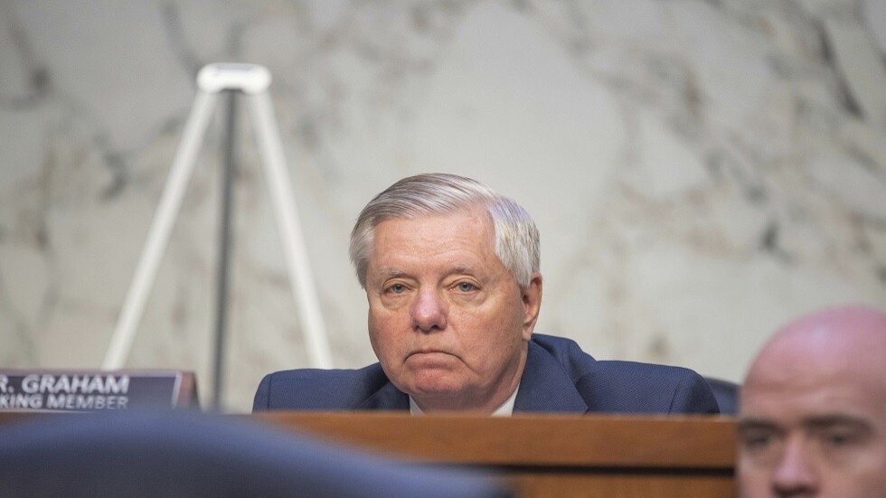 سيناتور أمريكي: استخدام الأسلحة النووية في أوكرانيا بمثابة هجوم على "الناتو"