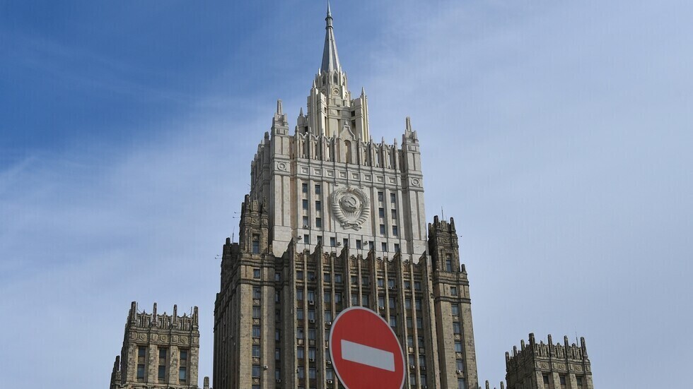 الخارجية الروسية: محاولة استهداف منشآت مدنية من قبل نظام كييف عمل إرهابي