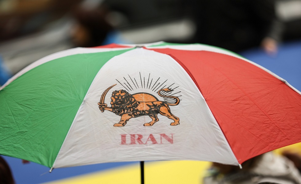 إيران تكشف تورط 20 جهاز استخبارات أجنبيا في أحداث الشغب التي شهدتها الخريف الماضي