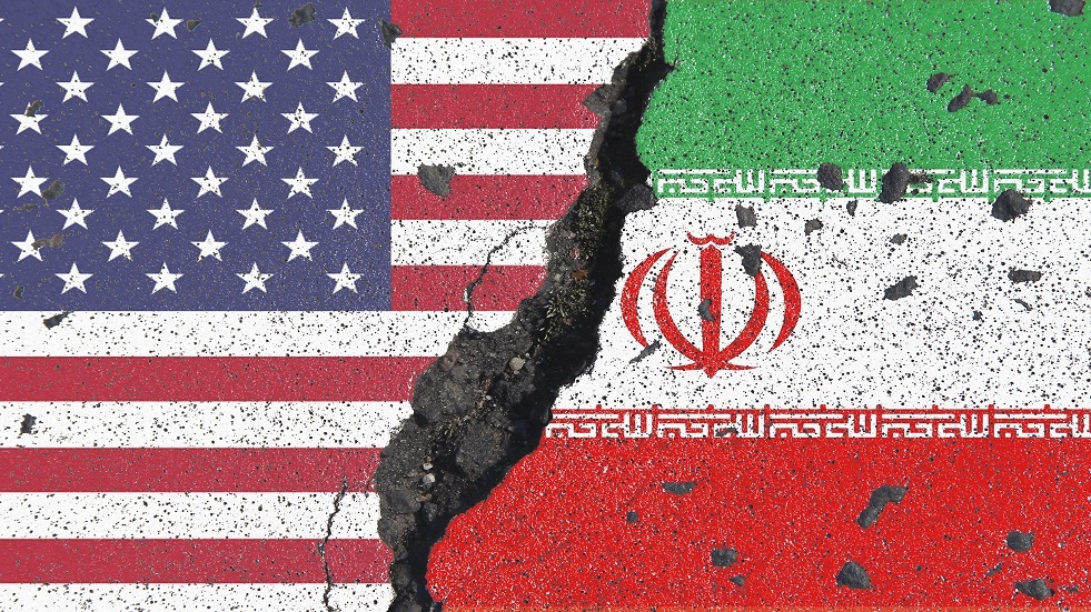 القائم بالأعمال الإيراني بلندن يطالب برفع عقوبات الغرب على تطوير الصواريخ الإيرانية