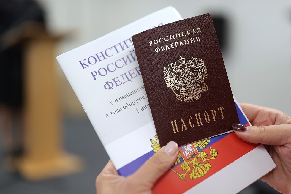 حاكم منطقة خيرسون: جميع سكان المنطقة سيحصلون على الجنسية الروسية قبل نهاية الصيف