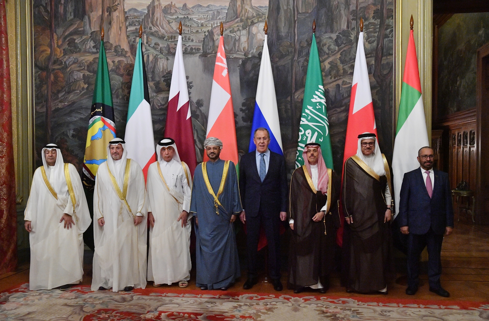 لافروف: نمو التجارة بين روسيا ودول التعاون الخليجي إلى 11 مليار دولار