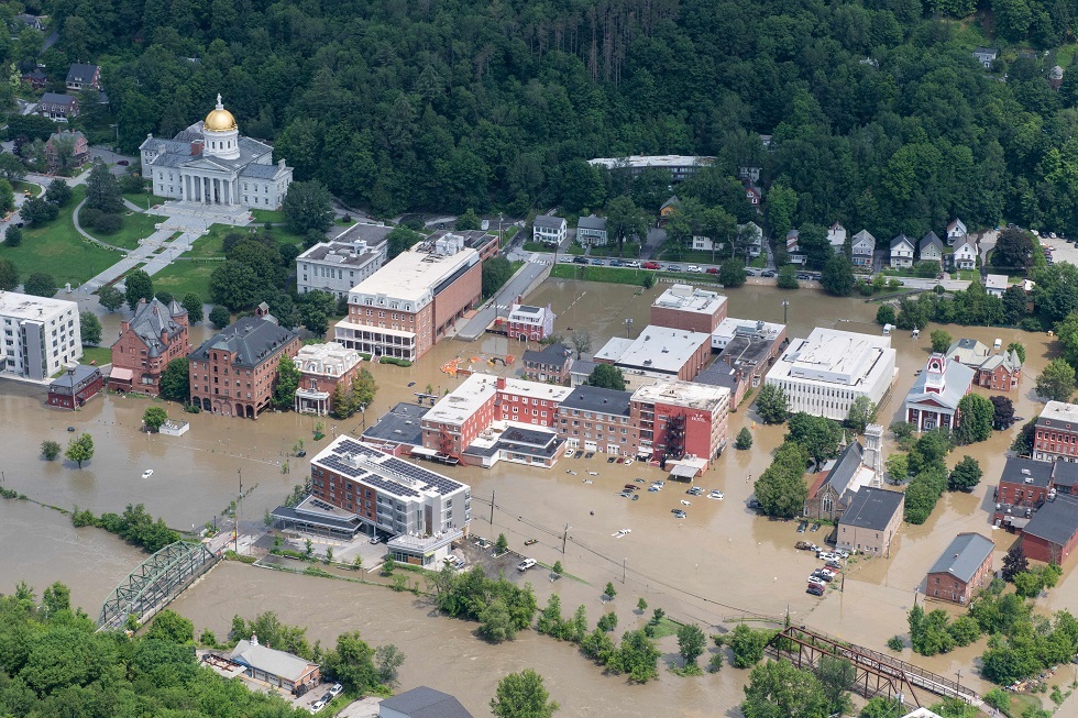 فيضانات كارثية في ولاية فيرمونت الأمريكية وبايدن يعلن حالة الطوارئ