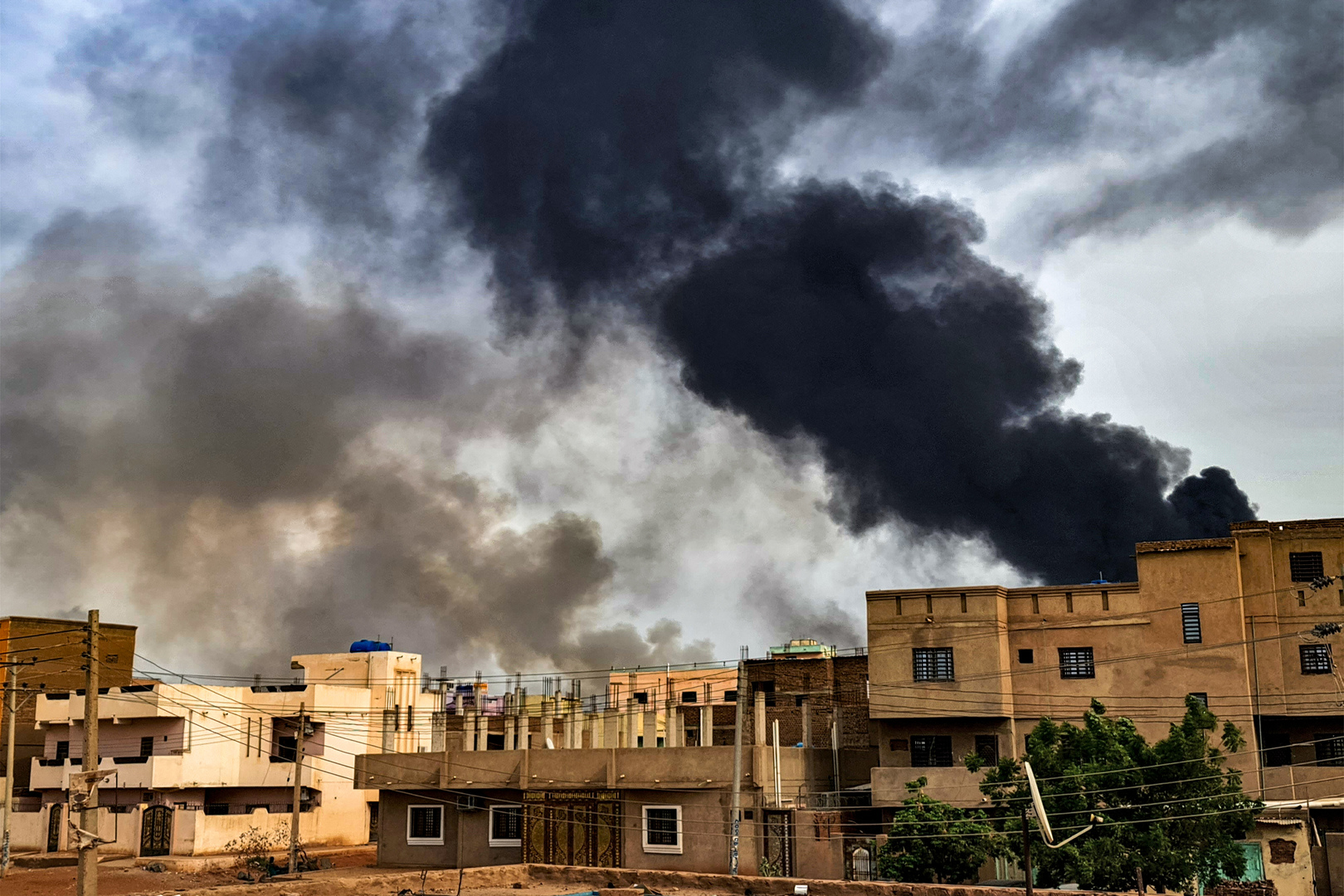 السودان.. مقتل 34 شخصا بينهم أطفال في قصف عشوائي