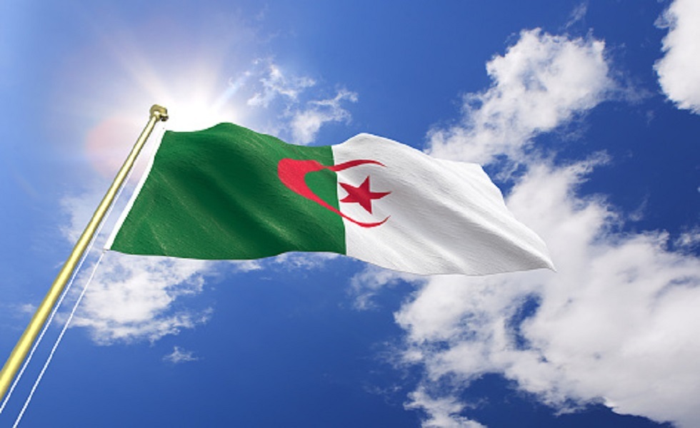 القضاء الجزائري يصدر أحكامه بحق 17 متهما بالانتماء لحركة 