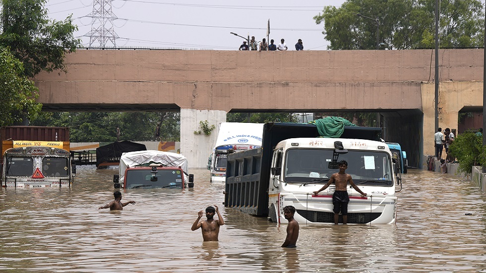 إجلاء 24 ألف شخص في نيودلهي بسبب فيضان النهر