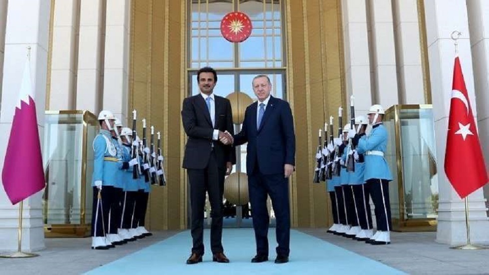 الرئيس التركي رجب طيب أردوغان وأمير قطر الشيخ تميم بن حمد آل ثاني