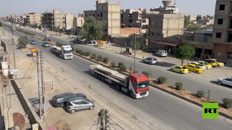 دخول قافلة شاحنات أمريكية من كردستان العراق إلى الأراضي السورية