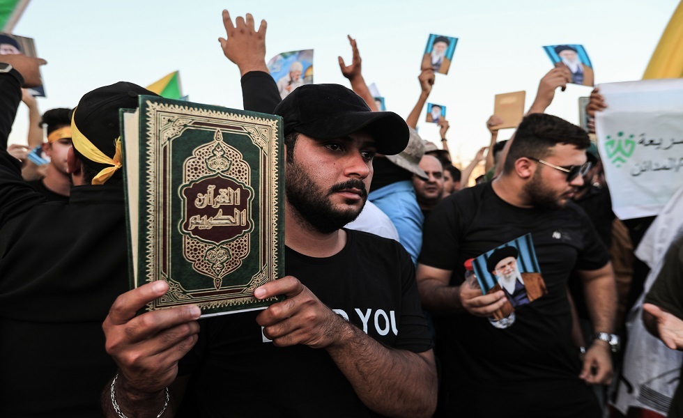 مراسلنا: تظاهرات حاشدة في بغداد لأنصار الفصائل المسلحة احتجاجا على حرق القرآن (فيديو)