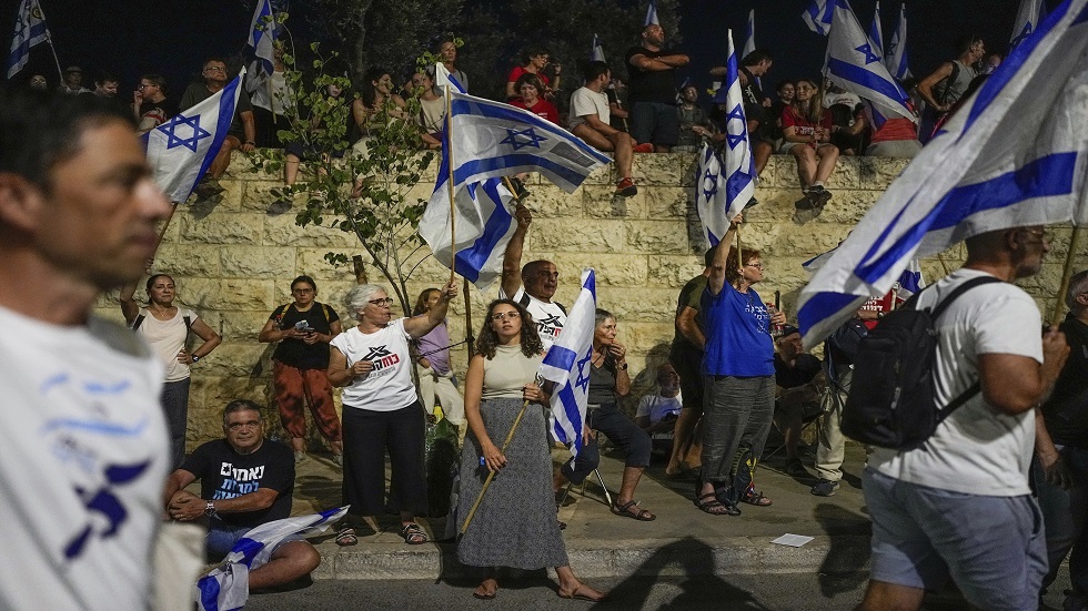 إسرائيل.. اتحاد النقابات يهدد بإضراب عام يشل الاقتصاد