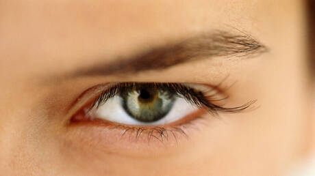 أربعة فيتامينات ومعادن يوصي بها خبراء التغذية لحماية العين