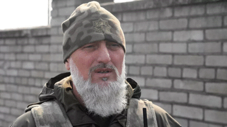قائد وحدات النخبة الشيشانية يتوعد إرهابيي 