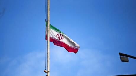إصابة 4 عناصر من حرس الحدود الإيراني في انفجار عبوة مفخخة